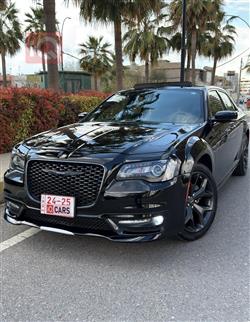 کرایسلەر 300